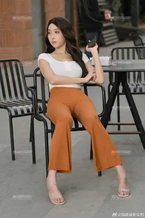论文答辩模板PPT 日本又大又好看的PPT模板百度云